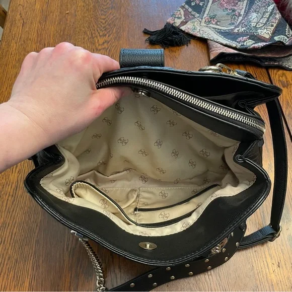 NWT Guess Violet Chevron Quilted Shoulder/Satchel Black Bag w/ Tassel and Chain - Picture 15 of 15